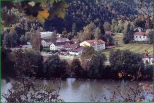 Gasthof Hotel Zur Post Erlau  Exteriör bild