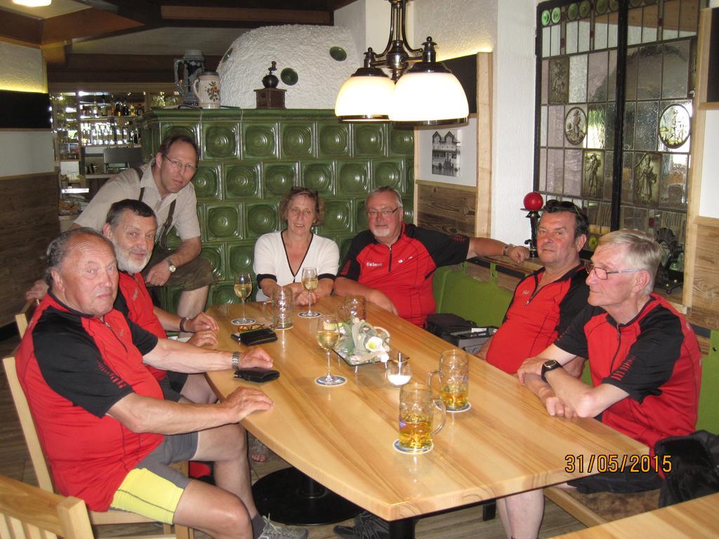 Gasthof Hotel Zur Post Erlau  Exteriör bild