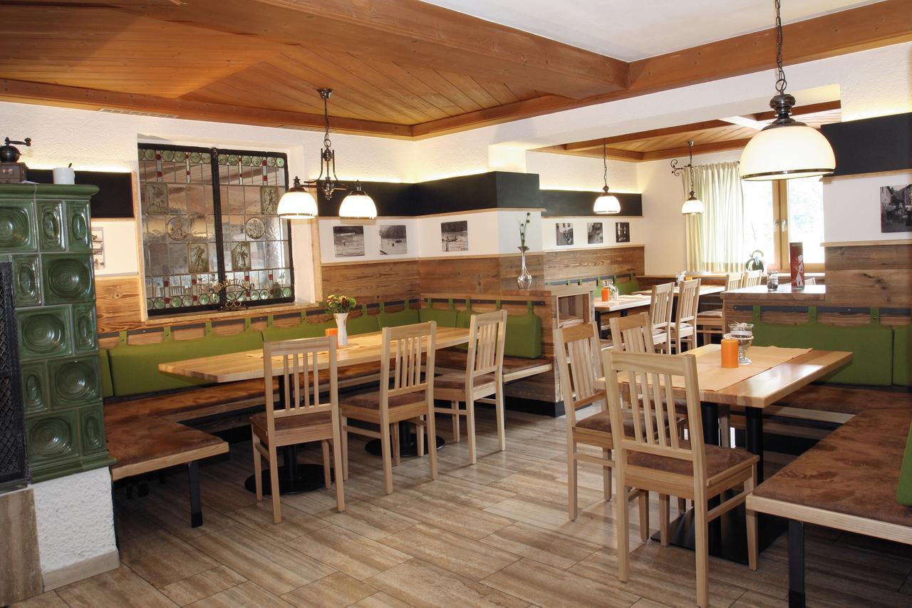 Gasthof Hotel Zur Post Erlau  Exteriör bild
