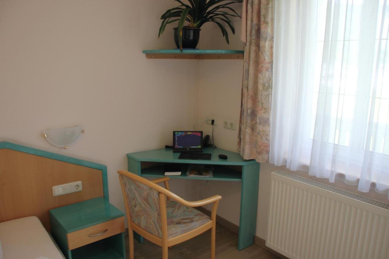 Gasthof Hotel Zur Post Erlau  Exteriör bild