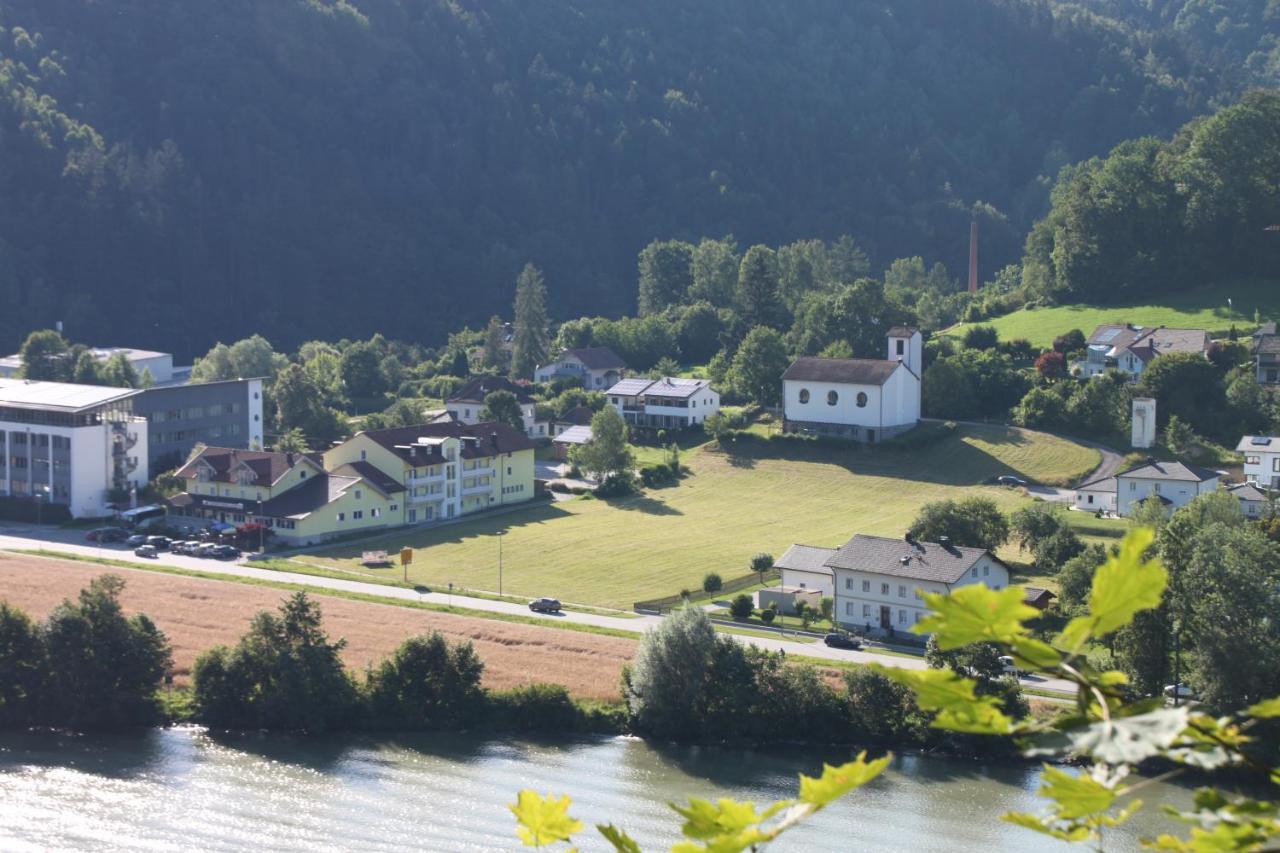 Gasthof Hotel Zur Post Erlau  Exteriör bild